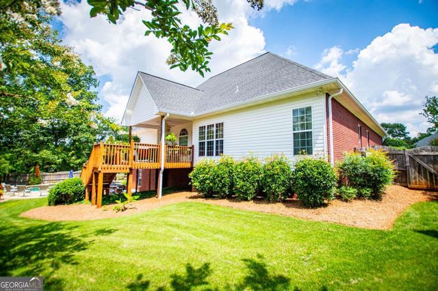 106 Emily Court, Carrollton, GA 30117