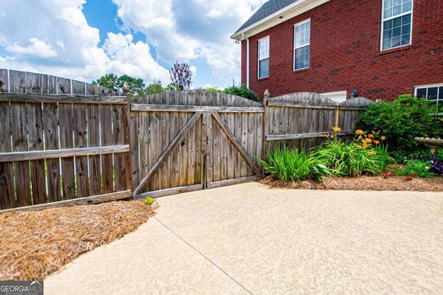 106 Emily Court, Carrollton, GA 30117