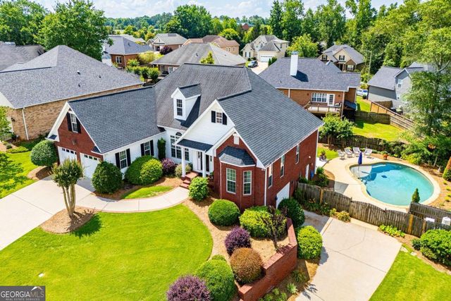 106 Emily Court, Carrollton, GA 30117