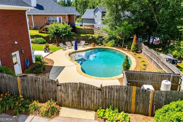 106 Emily Court, Carrollton, GA 30117