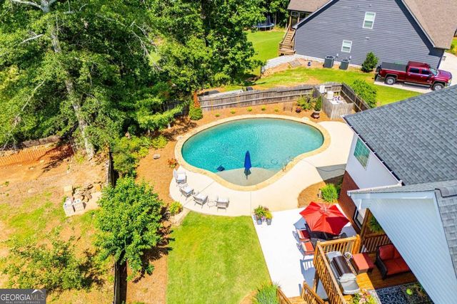 106 Emily Court, Carrollton, GA 30117