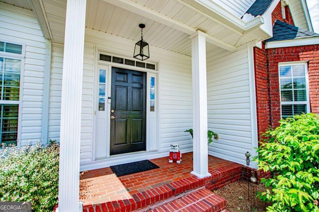 106 Emily Court, Carrollton, GA 30117