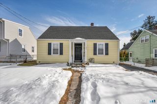 375 Ruth Street, Bridgeport, CT 06606