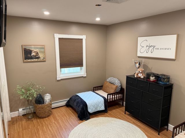 52 Chipaway Rd, Freetown, MA 02717