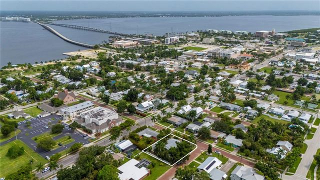311 GILL STREET, Punta Gorda, FL 33950