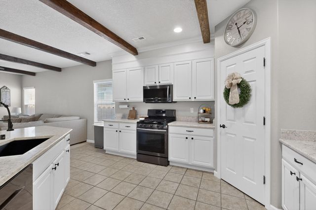 4029 Paseo Vista Place NE, Rio Rancho, NM 87124