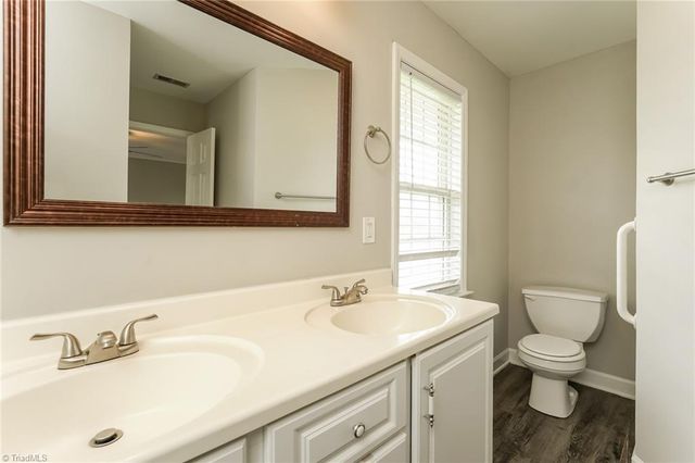 4875 Lance Ridge Lane, Winston-salem, NC 27127
