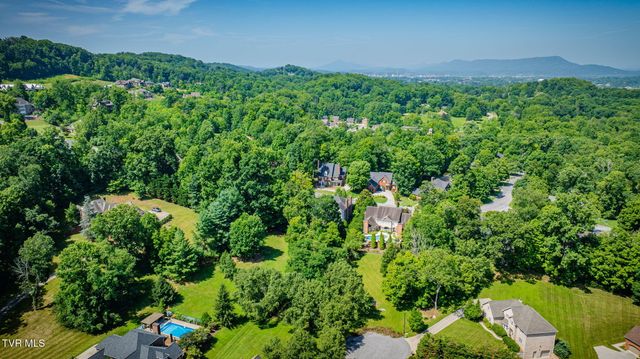 5105 Edens Way, Kingsport, TN 37664