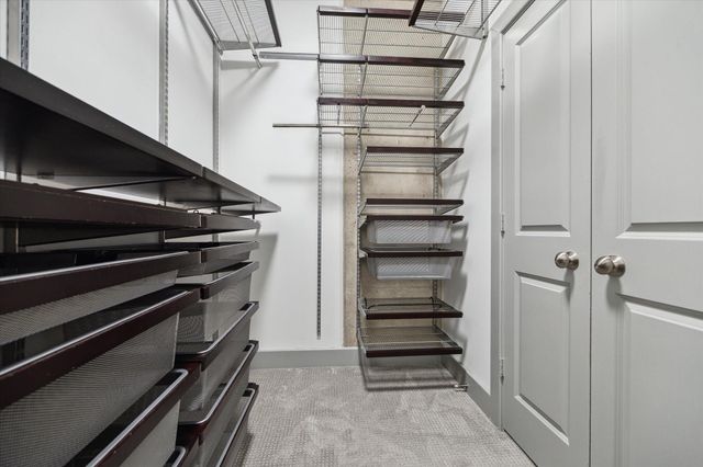 1901 Post Oak Boulevard 408, Houston, TX 77056