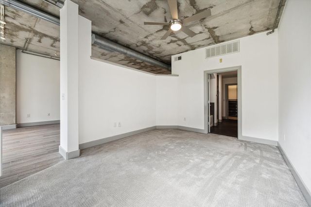 1901 Post Oak Boulevard 408, Houston, TX 77056