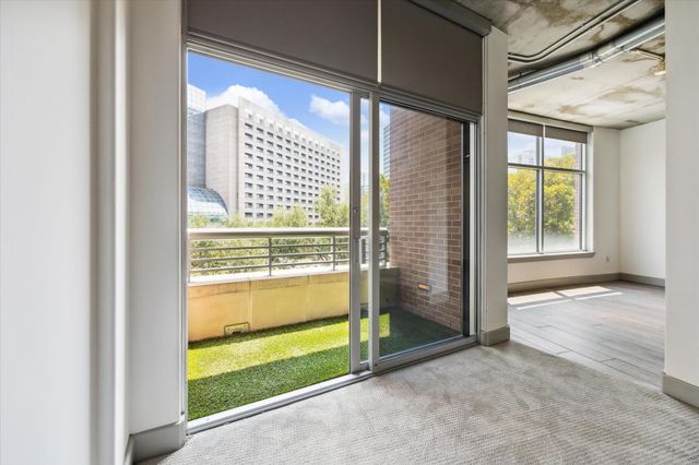 1901 Post Oak Boulevard 408, Houston, TX 77056