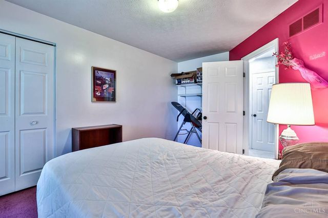 7957 Rio Grande Drive, Miami Twp, OH 45002