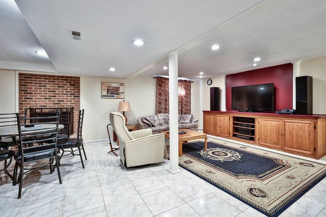 7957 Rio Grande Drive, Miami Twp, OH 45002