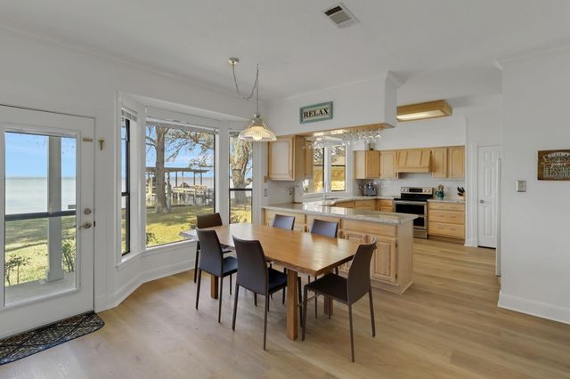 40 Pebble Beach Circle, Coldspring, TX 77331