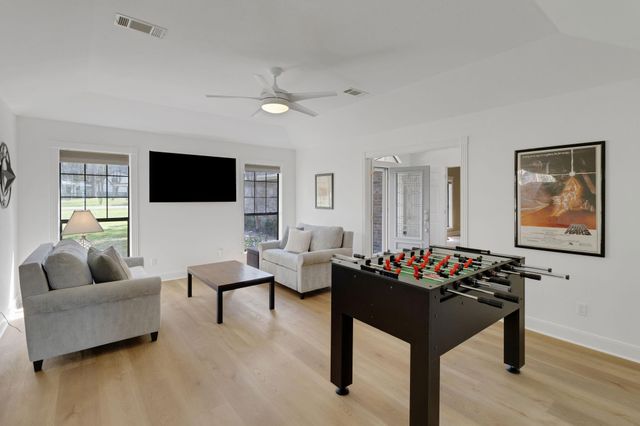 40 Pebble Beach Circle, Coldspring, TX 77331