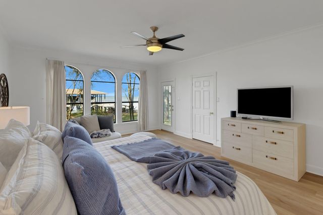 40 Pebble Beach Circle, Coldspring, TX 77331