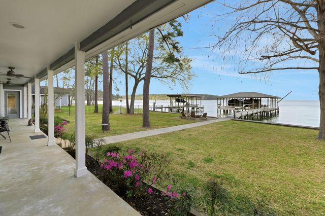 40 Pebble Beach Circle, Coldspring, TX 77331