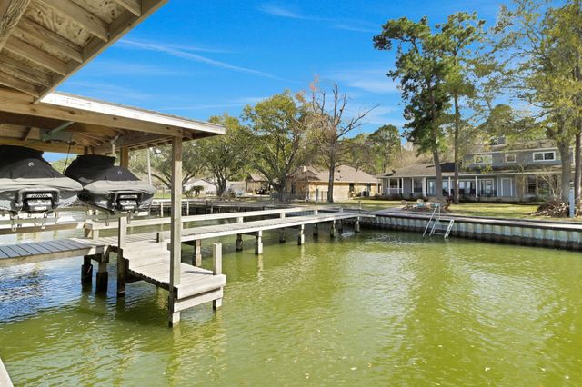 40 Pebble Beach Circle, Coldspring, TX 77331
