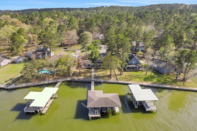 40 Pebble Beach Circle, Coldspring, TX 77331