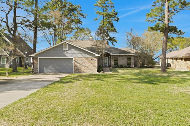 40 Pebble Beach Circle, Coldspring, TX 77331