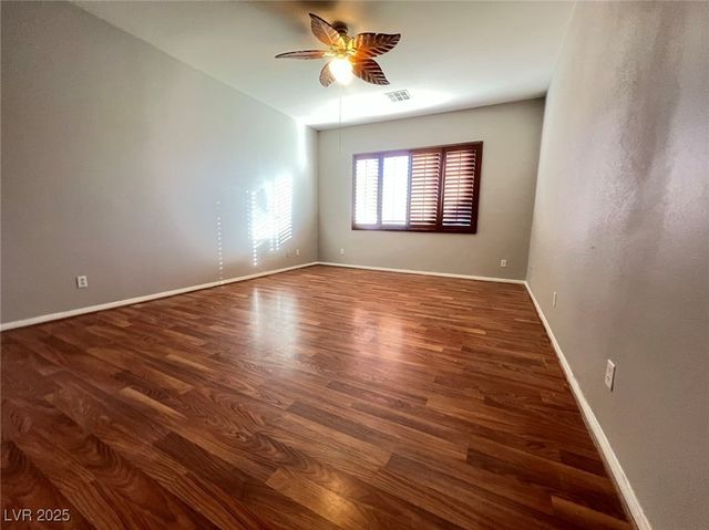 5679 Sunningdale Court, Las Vegas, NV 89122