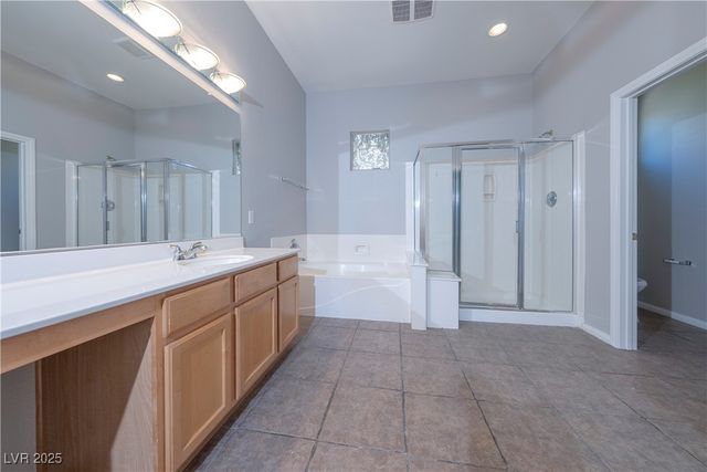 5679 Sunningdale Court, Las Vegas, NV 89122