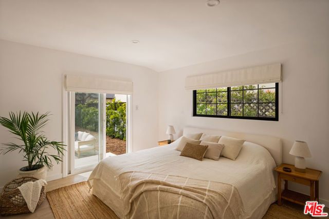 207 S Aviation Boulevard, Manhattan Beach, CA 90266