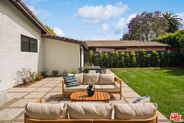 207 S Aviation Boulevard, Manhattan Beach, CA 90266