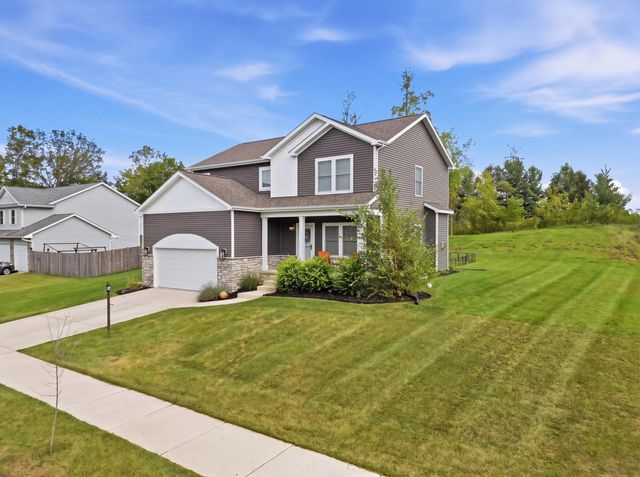 3304 Blue Grouse Street, Valparaiso, IN 46383