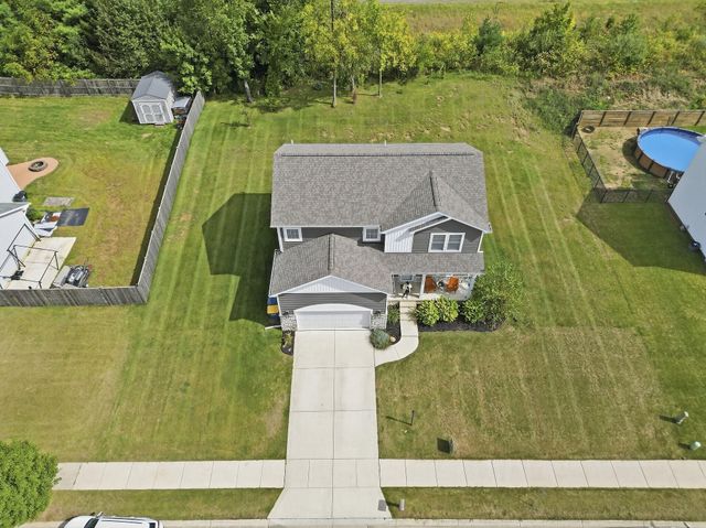 3304 Blue Grouse Street, Valparaiso, IN 46383