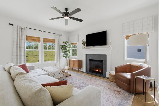 3304 Blue Grouse Street, Valparaiso, IN 46383