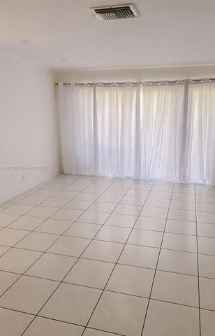 13820 SW 112th Street 204, Miami, FL 33186
