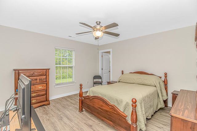 1430 Heirloom Dr., Conway, SC 29527