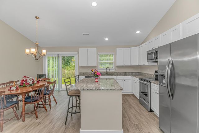 1430 Heirloom Dr., Conway, SC 29527