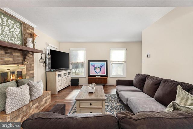 10245 BATTLEFIELD DR, Manassas, VA 20110