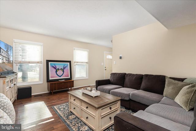 10245 BATTLEFIELD DR, Manassas, VA 20110