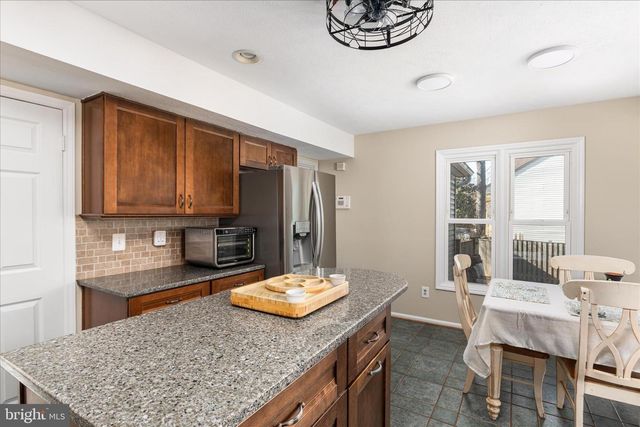 10245 BATTLEFIELD DR, Manassas, VA 20110