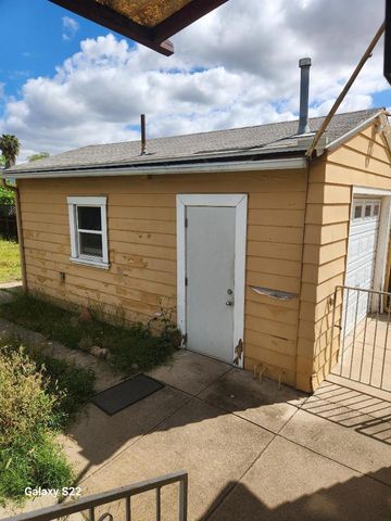 7570 Cuyamaca Avenue, Lemon Grove, CA 91945