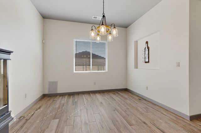 3301 Vatapa Road NE, Rio Rancho, NM 87144