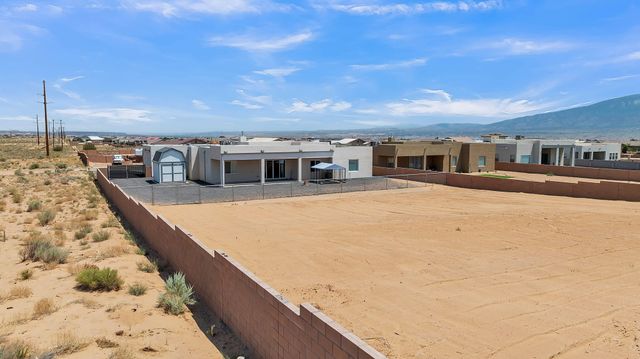 3301 Vatapa Road NE, Rio Rancho, NM 87144