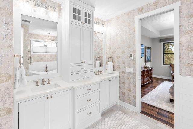 270 Peavey Road, Wayzata, MN 55391