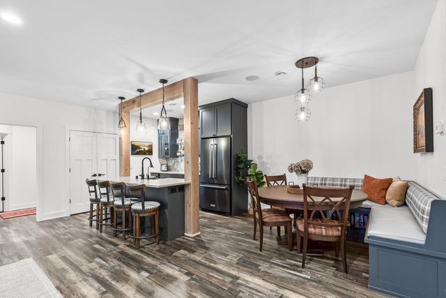 270 Peavey Road, Wayzata, MN 55391