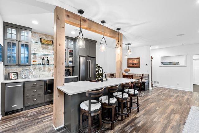 270 Peavey Road, Wayzata, MN 55391