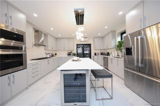 2295 E 26th Street, Brooklyn, NY 11229