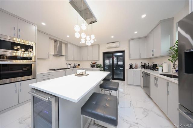 2295 E 26th Street, Brooklyn, NY 11229