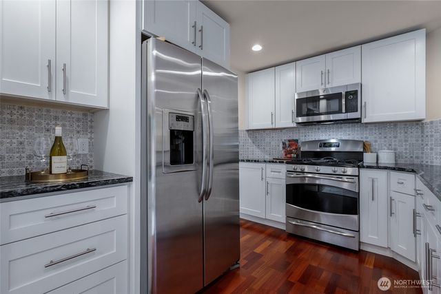 12724 NE 94th Court, Kirkland, WA 98033