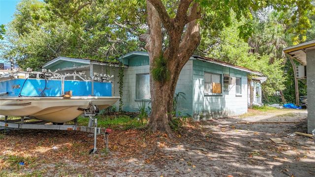 1679 24TH STREET, Sarasota, FL 34234