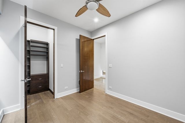 2070 N Oakley Avenue, Chicago, IL 60647