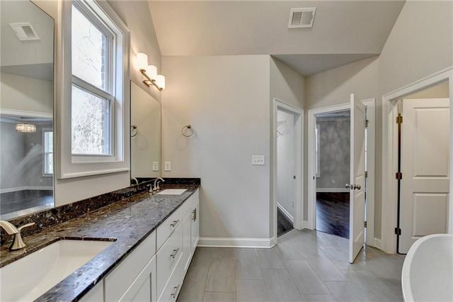 5200 Cresslyn Ridge, Johns Creek, GA 30005