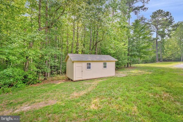 1985 GRAYS RD, Prince Frederick, MD 20678